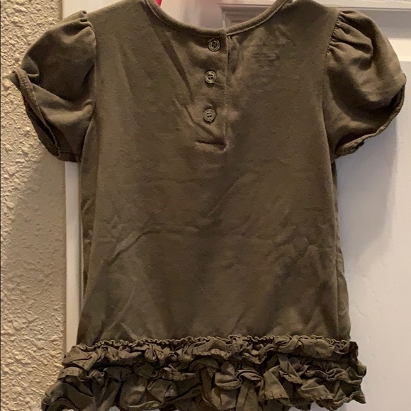 EUC girls two piece outfit by Calvin Klein - Picture 4 of 6